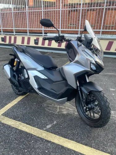 ADV 160cc Ano: 2025 - 1.560kms | CONSULTOR DE VENDAS MICK GOULART.