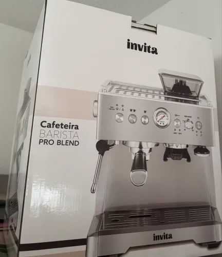 Cafeteria elétrica invita 