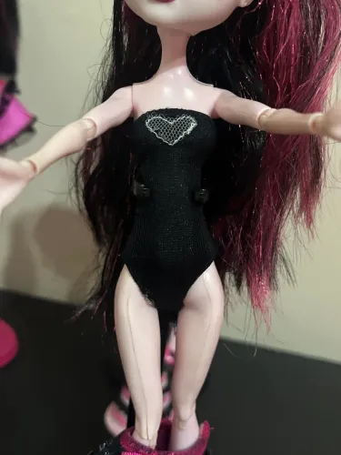 Body Draculaura Aniversário 1600 Monster High Sweet 1600