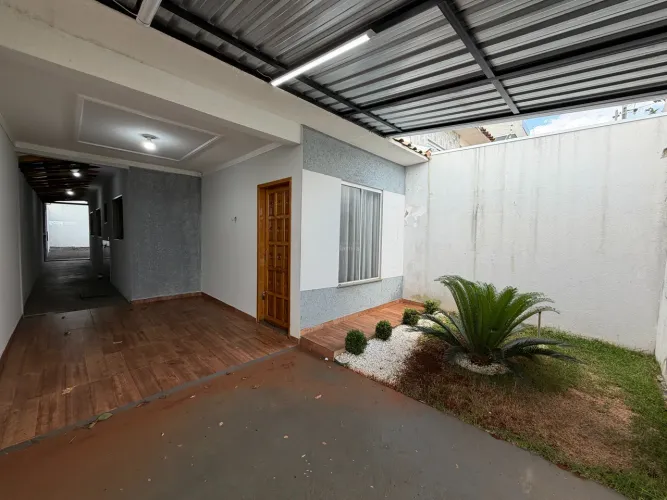 CASA À VENDA NO RESIDENCIAL VENEZA EM APUCARANA.