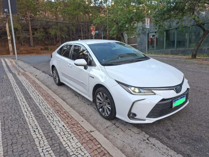 Toyota Corolla Altis Hybrid 1.8 16V Flex Aut. 2020