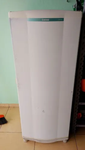Vendo geladeira 