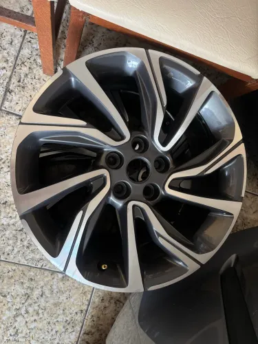 Roda GM Tracker aro 17 2026 unidade avulsa
