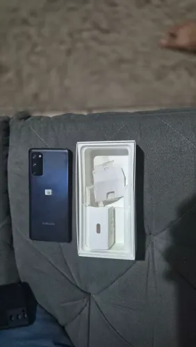 Samsung S20 FE 128 GB - Muito Conservado