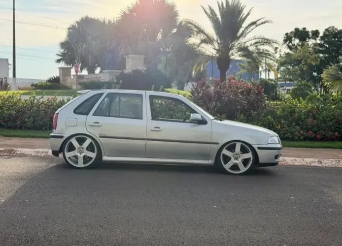 Volkswagen Gol Geração III 2.0 MI 8V Gasolina Mec. 4P 2000