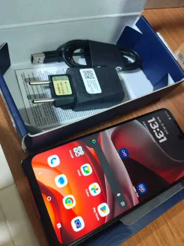 Moto G15 4/256gb