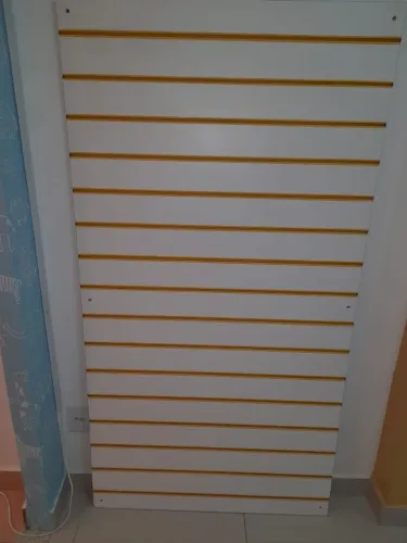 Painel canaletado