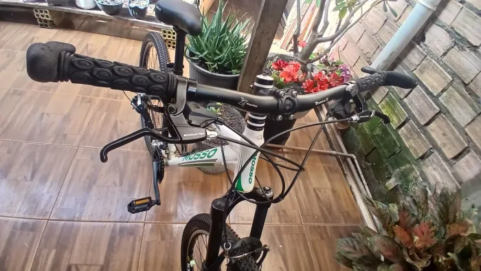 Vendo ou troco em Ps4 Bicicleta mosso aro 26