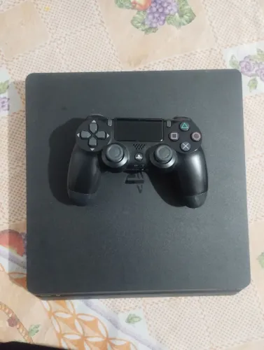 PS4 SLIM 500GB 1 CONTROLE 5 JOGOS MÍDIA FÍSICA