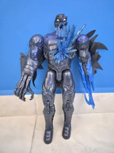 Max Steel - Extroyer Corvo