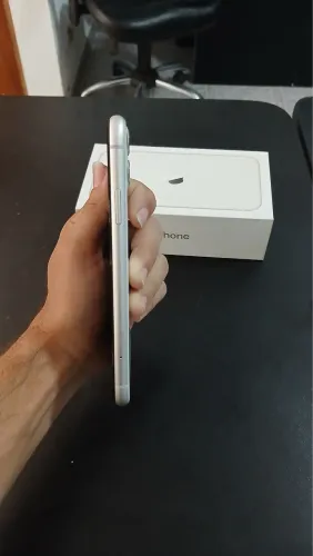 iPhone 11 128GB