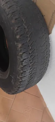 Pneu Firestone Hilux