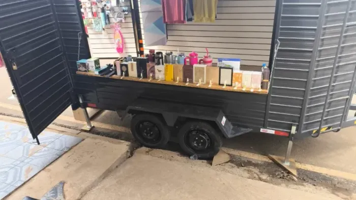 trailer para caldo de cana , loja móvel ou transporte de cargas