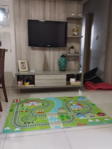 Vendo 3 tapetes novos , com boa qualidade. Preço unitário