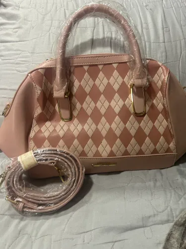 Bolsa rosa nunca usada 