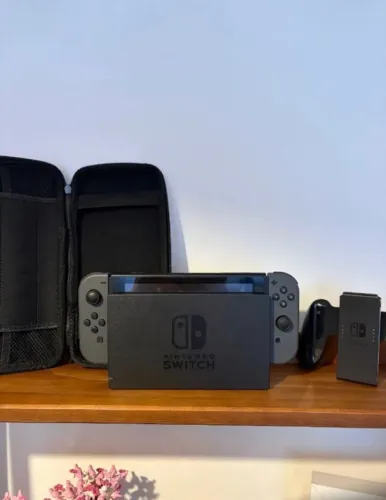 Console Nintendo Switch 1 32gb Standard Preto, Cinza