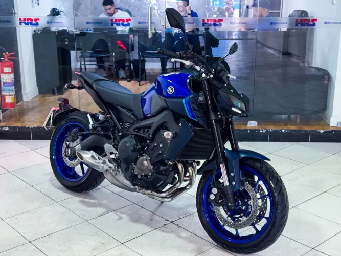 YAMAHA MT-09 ABS 2024 COM APENAS 7.000 KM - SUPER EXCLUSIVA