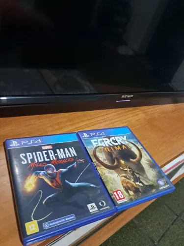 Jogos PS4 impecáveis V/T