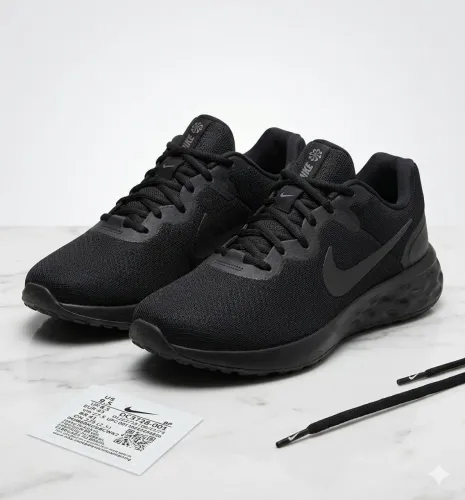 Nike Revolution 5 masculino preto tam. 41 usado em João Pessoa-PB. 