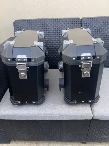 Baús originais Royal Enfield