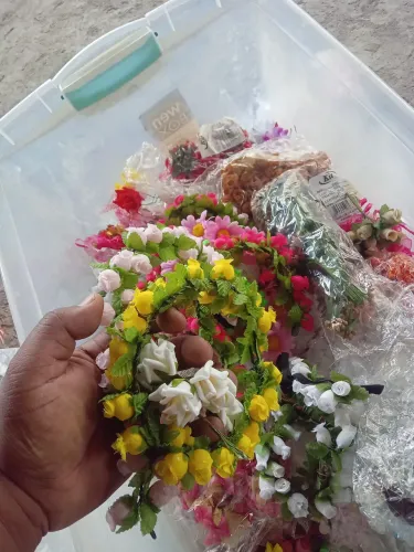 Lote de tira de flores artificiais