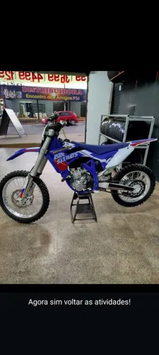 Vendo moto importada 250