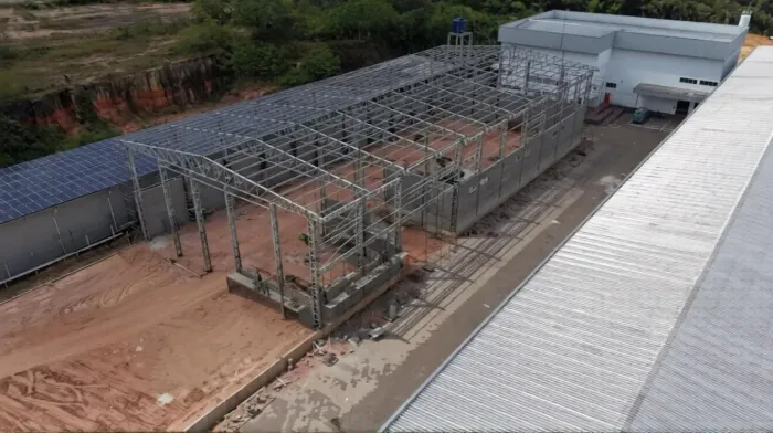 Galpão novo 1.970m² fase final de construção na Torquato leia