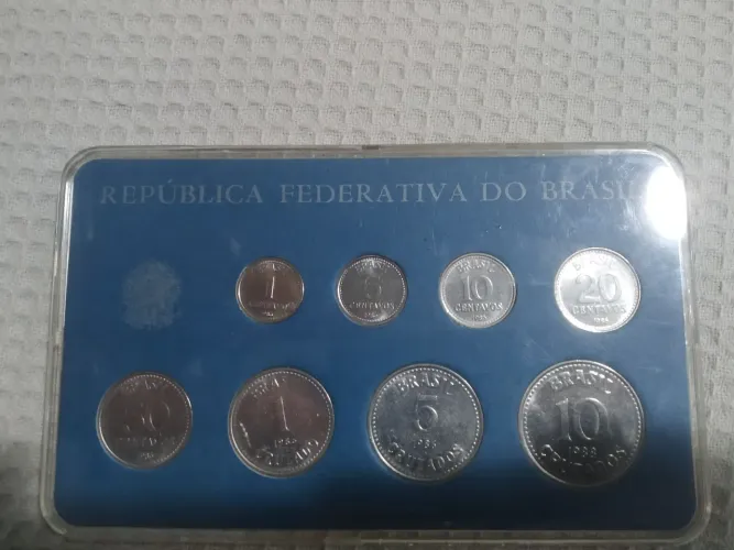 8 Moedas de centavos e cruzados - 1987 - Flor de cunho