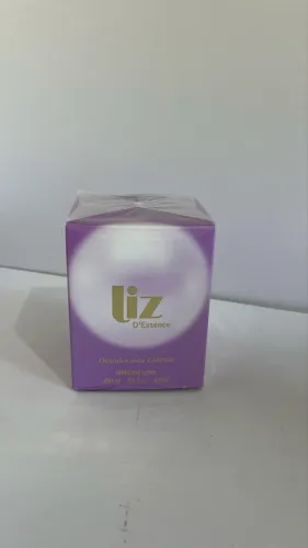 Liz D?essence 