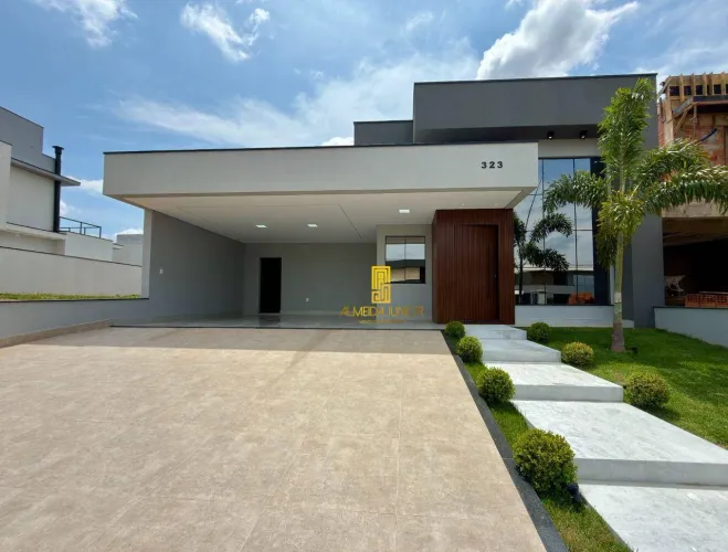 Casa com 3 dormitórios à venda, 194 m² por R$ 2.050.000,00 - Condomínio Dona Maria Cândida