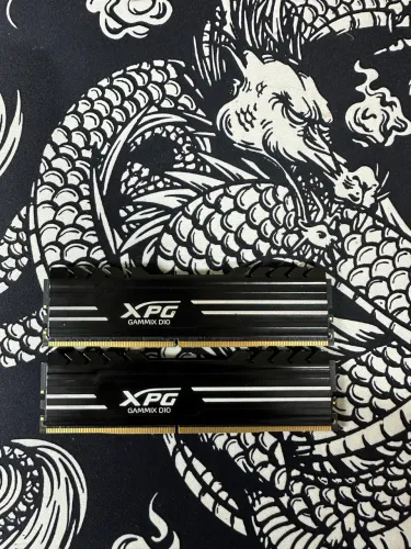 Memória RAM XPG 16GB (2x8GB) DDR4 3200MHz