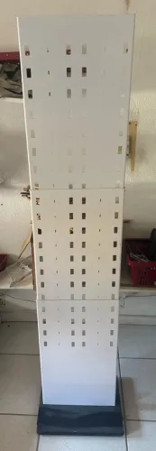 Expositor de Óculos de chão 40 Óculos Totem tipo Torre