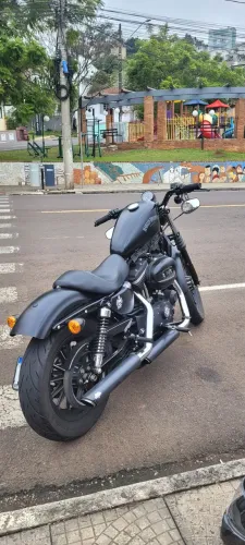 Harley Davidson XL883N - vendendo apenas porque uso muito pouco.