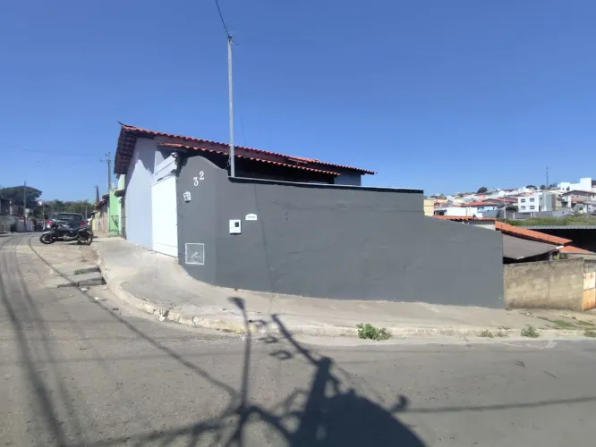 Casa à Venda - Alvorada, Lavras