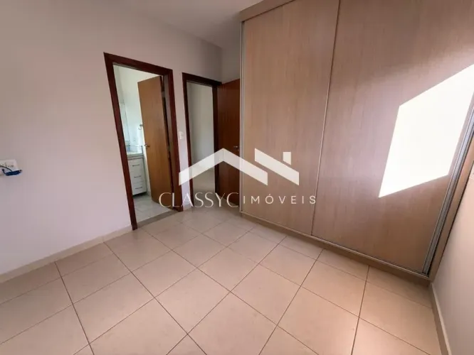 Casa Sobrado para Alugar na Lagoinha, Uberlândia | 3 Suítes e Piscina.