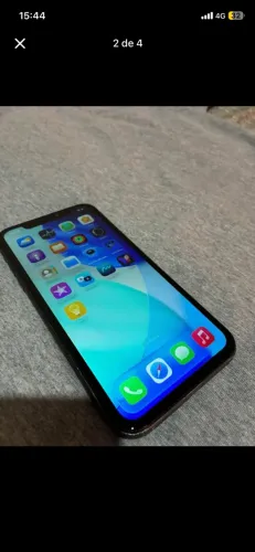 Vendo dois iPhone 11 por 1300 reais