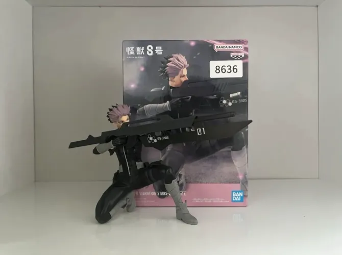 Narumi Gen Kaiju n°8 Figure Bandai