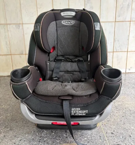 Cadeira Infantil para Carro Graco4Ever
