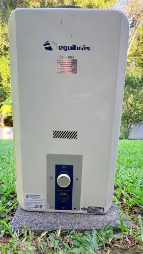 Aquecedor de água a gás 