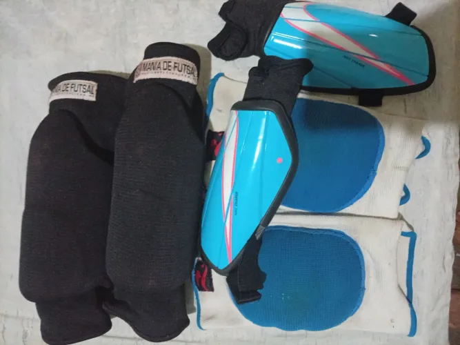 Título: ? Kit de Proteção para Futsal Completo - Excelente Estado