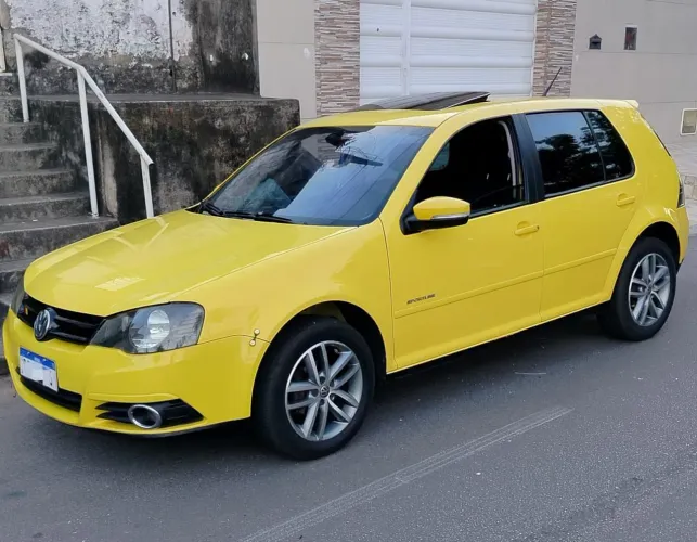 Volkswagen Golf Sportline 1.6 MI Total Flex 8V 4P 2013