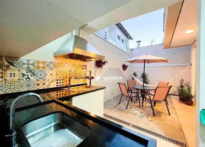 Casa com 3 quartos à venda, 130 m² por R$ 799.000 - Condomínio Vila Hayman - Sorocaba/SP