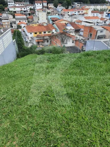 Terreno de 300,00 mts² no Condomínio Mirante do Horto