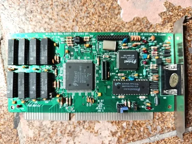 Placa de video Trident TVGA 8900 ISA