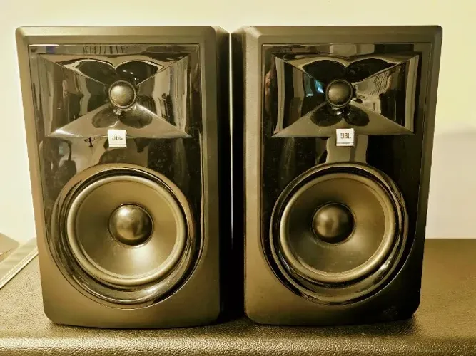 Monitor de Referencia Jbl 306p MkII Ativo (o Par)