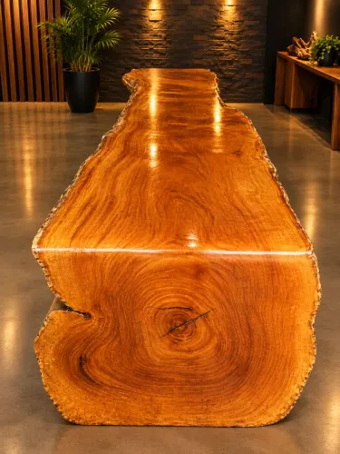 Mesa cascata 3.5m por +/- 80cm de largura madeira de Jaqueira!