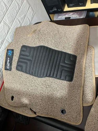 Tapete capacho para carro Hb20