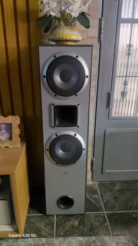 Aparelho de som sony 1500wats 6.2dolby com Bluetooth som de cinema pouco uso 
