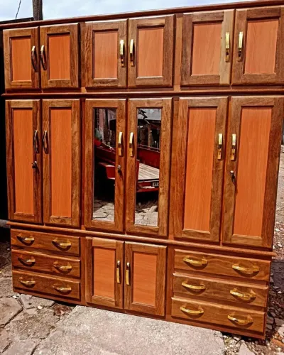 Guarda roupa de casal - lindo modelo de casal com 6 portas espelhos completo novo!