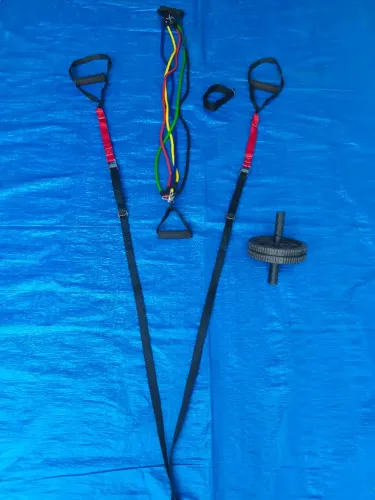 Fita Suspensa TRX, Elásticos, Rolo Abdominal e Halteres Academia